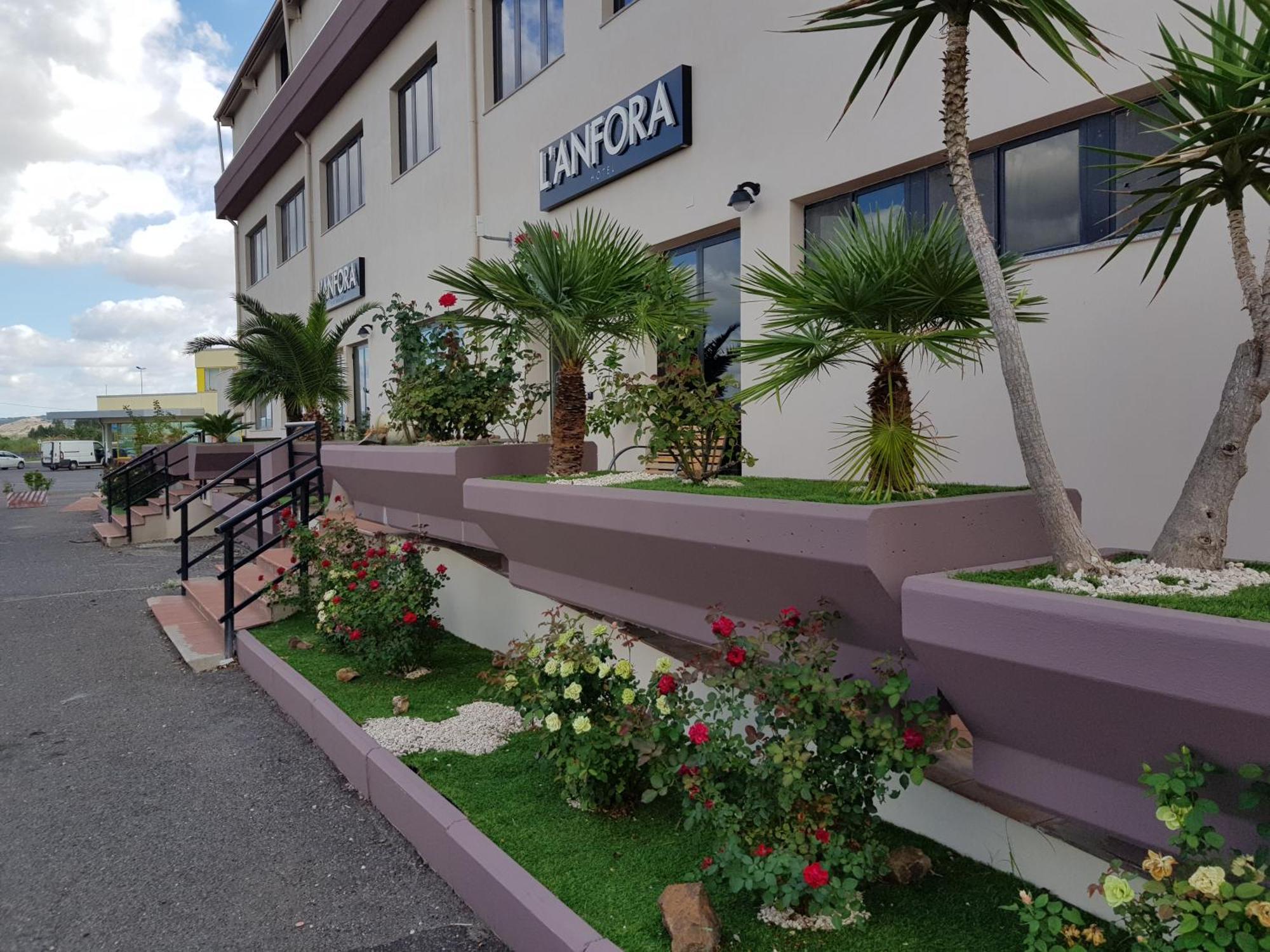 L Anfora Hotel Tramatza Kültér fotó